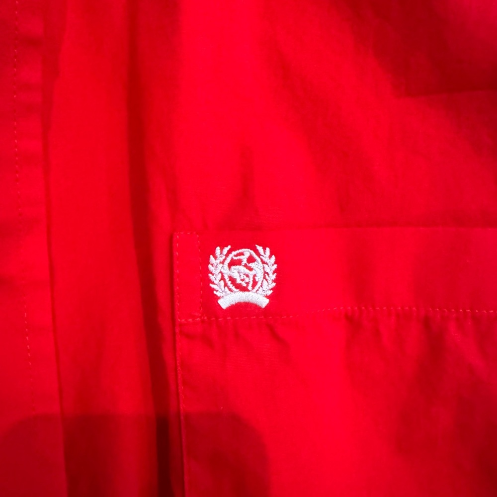 Cinch Men's Bright Red Casual Button Down Shirt - Picture 3 of 4